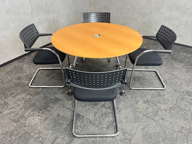 Vitra - 4p design conferentieset ø120 - afbeelding 13 van  17