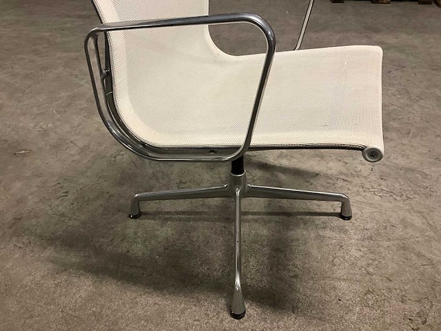 Vitra - 654690 - vergaderstoel (6x) - afbeelding 2 van  4