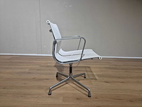 Vitra - bureaustoelen - ea 108 - conference chairs (4x) - afbeelding 8 van  17