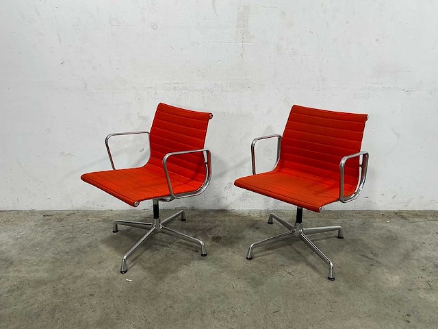 Vitra - eames ea108 - stoel (2x) - afbeelding 1 van  13