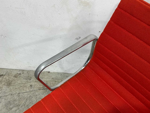 Vitra - eames ea108 - stoel (2x) - afbeelding 13 van  13