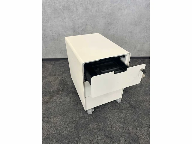 Vitra - kantoor opstelling 320x120 - afbeelding 14 van  35
