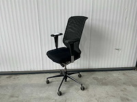 Vitra - mesh - desk chair - afbeelding 2 van  5