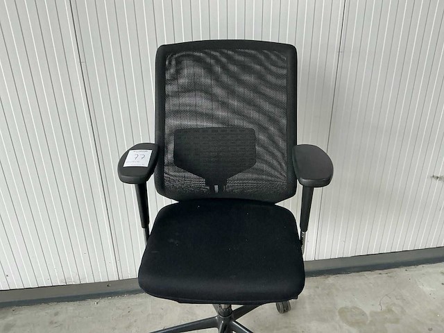 Vitra - mesh - desk chair - afbeelding 4 van  5