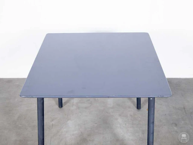 Vitra - philippe strach - terras set met tafels - afbeelding 15 van  15