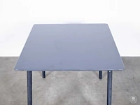 Vitra - philippe strach - terras set met tafels - afbeelding 15 van  15