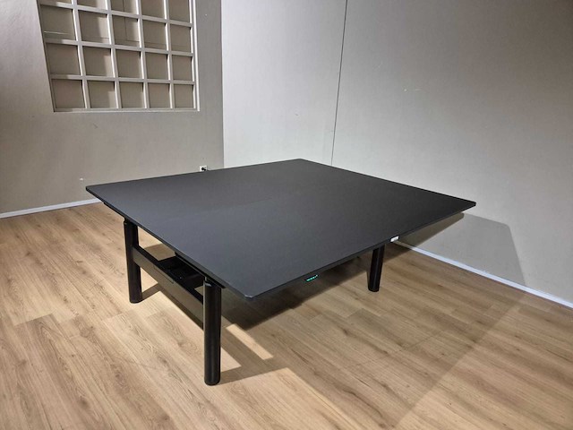 Vitra - tyde - showroommodel - elektrisch verstelbaar bureau - desk - afbeelding 7 van  13