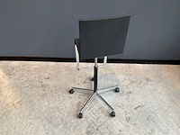 Vitra .03 baliestoel (2x) - afbeelding 3 van  6