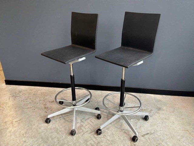Vitra .03 baliestoel (2x) - afbeelding 1 van  5
