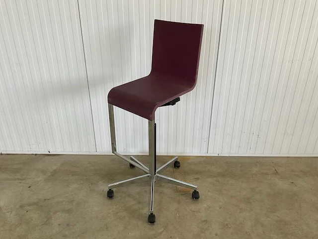 Vitra .04 barkruk - afbeelding 1 van  4
