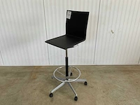 Vitra .04 barkruk
