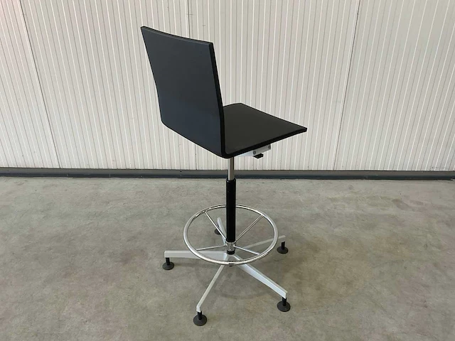 Vitra .04 barkruk - afbeelding 3 van  5