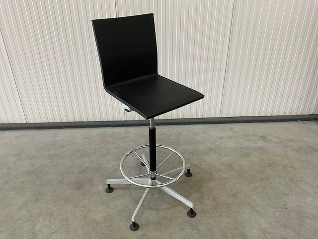 Vitra .04 barkruk - afbeelding 4 van  5
