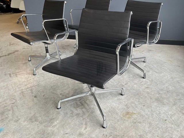Vitra 108 stoel (4x) - afbeelding 1 van  7