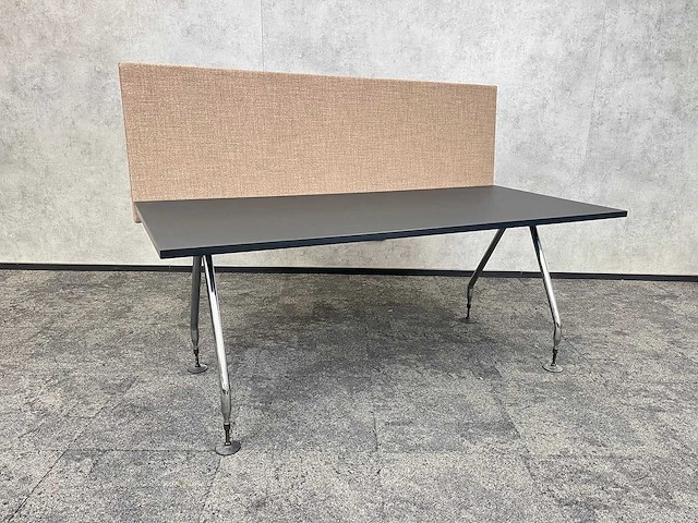 Vitra ad hoc - design bureau 180x80 - fenix - refurbished - afbeelding 7 van  9