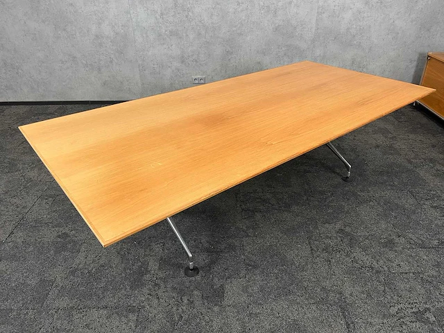 Vitra adhoc - 6p vergaderset 250x120 met dressoir - afbeelding 10 van  32