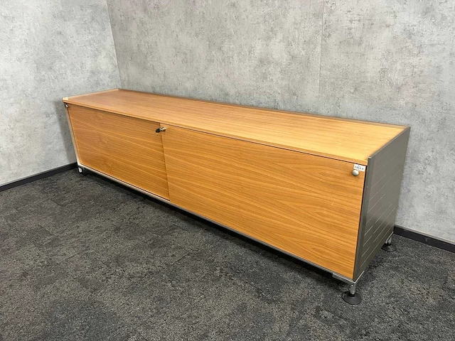 Vitra adhoc - 6p vergaderset 250x120 met dressoir - afbeelding 16 van  32