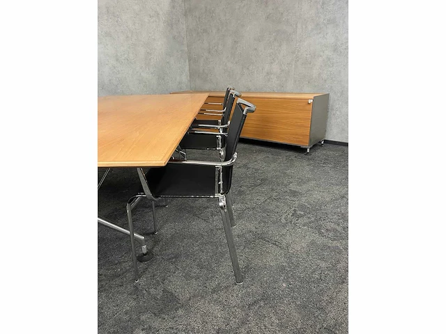 Vitra adhoc - 6p vergaderset 250x120 met dressoir - afbeelding 6 van  8