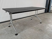 Vitra adhoc bureautafel leder top - afbeelding 3 van  4