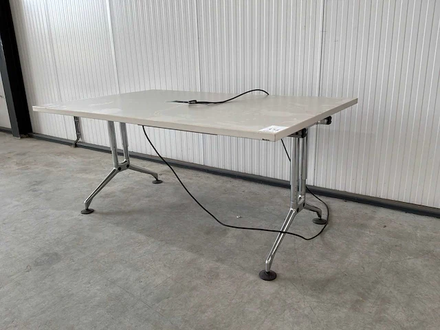 Vitra adhok vergadertafel - afbeelding 1 van  5
