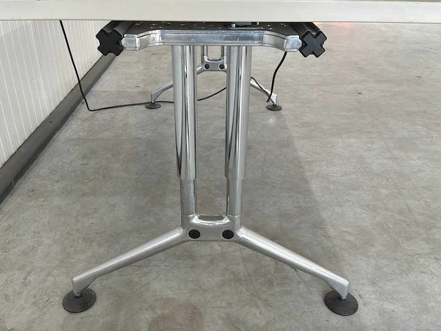 Vitra adhok vergadertafel - afbeelding 4 van  5