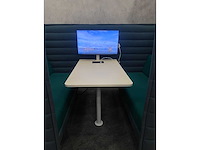Vitra alcove cabin - design werkplek met tv - afbeelding 15 van  38