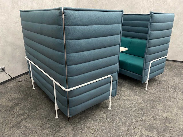 Vitra alcove cabin - design werkplek met tv - afbeelding 11 van  38