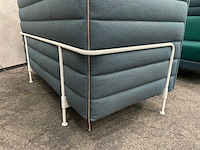 Vitra alcove cabin - design werkplek met tv - afbeelding 13 van  38