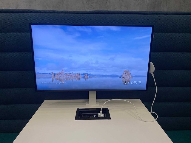 Vitra alcove cabin - design werkplek met tv - afbeelding 18 van  38