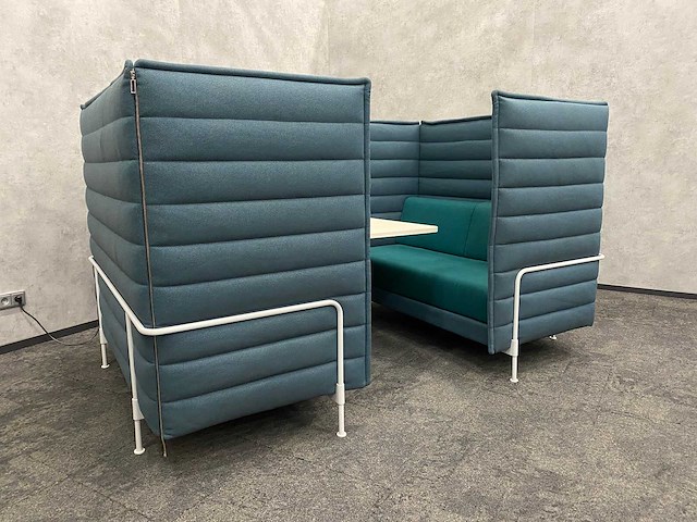 Vitra alcove cabin - design werkplek met tv - afbeelding 27 van  38