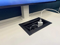 Vitra alcove cabin - design werkplek met tv - afbeelding 19 van  38