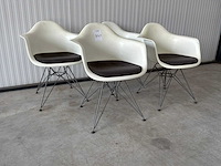 Vitra dar eetkamerstoel (4x) - afbeelding 3 van  6