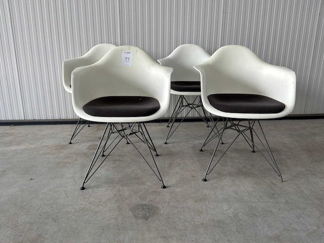 Vitra dar eetkamerstoel (4x) - afbeelding 2 van  6