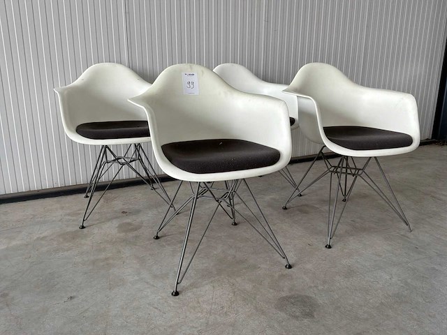 Vitra dar eetkamerstoel (4x) - afbeelding 3 van  6