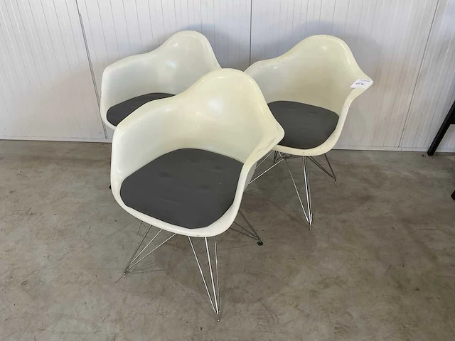 Vitra dar vergaderstoel (3x) - afbeelding 1 van  6