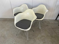 Vitra dar vergaderstoel (3x)