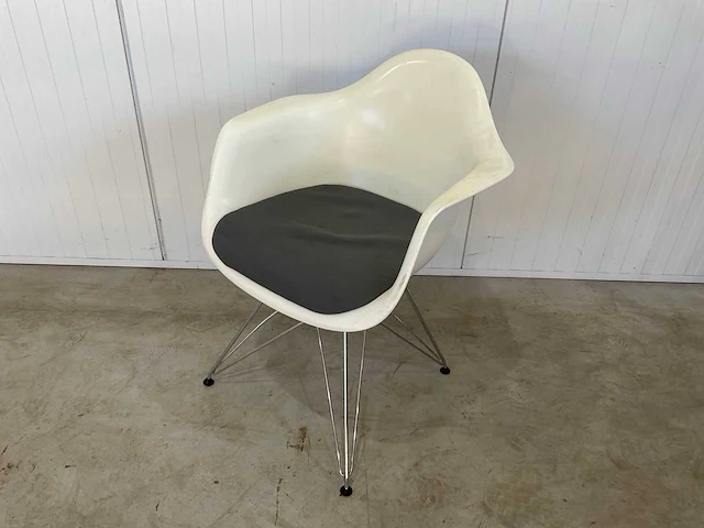 Vitra dar vergaderstoel (3x) - afbeelding 2 van  6