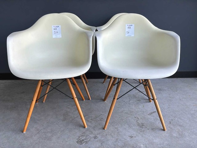 Vitra daw vergaderstoel (4x) - afbeelding 1 van  5