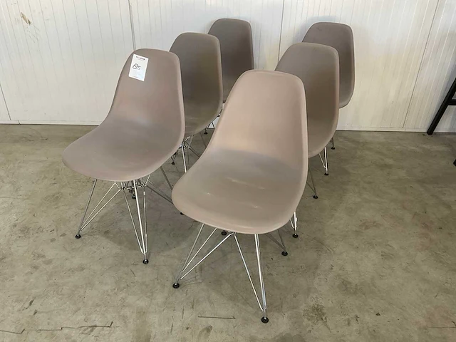 Vitra dsr eetkamerstoel (6x) - afbeelding 1 van  7