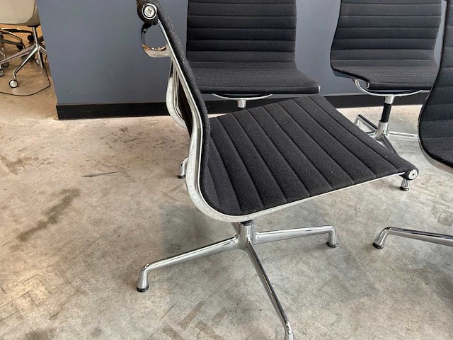 Vitra ea 106 stoel (6x) - afbeelding 3 van  9
