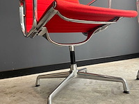 Vitra ea 108 stoel (2x) - afbeelding 3 van  4