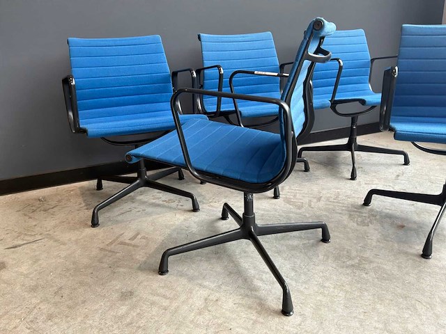 Vitra ea 108 stoel (5x) - afbeelding 2 van  8