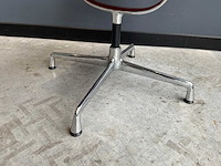 Vitra ea 108 stoel - afbeelding 4 van  6