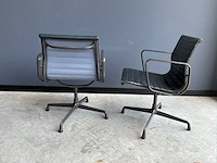 Vitra ea 108 vergaderstoel (2x) - afbeelding 2 van  8