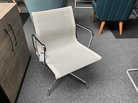 Vitra ea 108 vergaderstoel - afbeelding 2 van  4