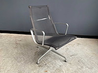 Vitra ea 115 stoel - afbeelding 2 van  5