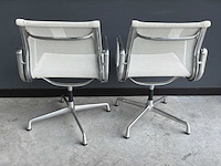 Vitra ea108 netweave vergaderstoel (2x) - afbeelding 6 van  6