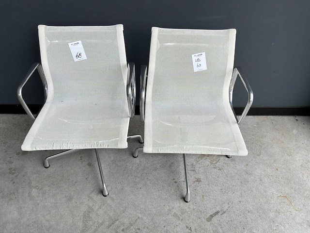 Vitra ea108 netweave vergaderstoel (2x) - afbeelding 2 van  5