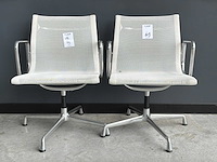 Vitra ea108 netweave vergaderstoel (2x) - afbeelding 1 van  5