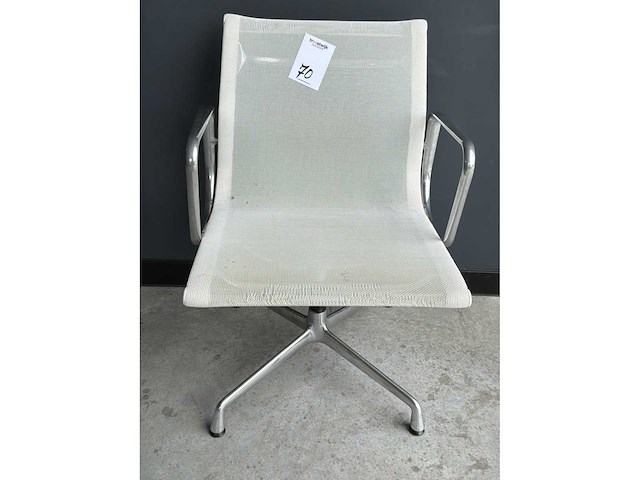 Vitra ea108 netweave vergaderstoel - afbeelding 2 van  4